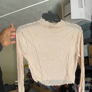 Long sleeve crop top